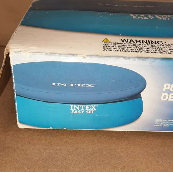 INTEX Pool Debris Cover Fits 8' - Picture 3 of 5